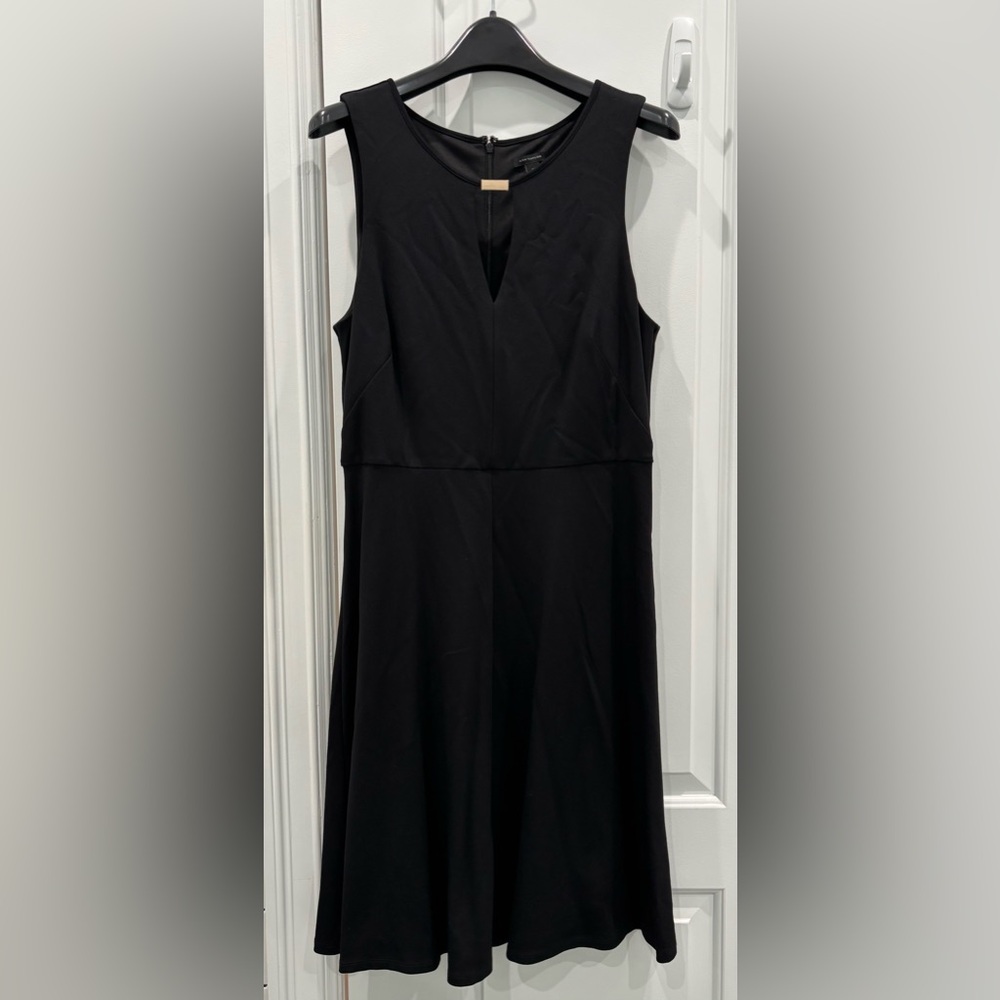Ann Taylor Black Sleeveless V-Neck Sheath Dress